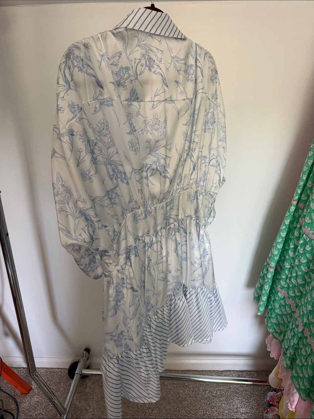 AMABELLA Light Blue & White Floral Puff-Sleeve Mini Dress - Picture 7 of 8